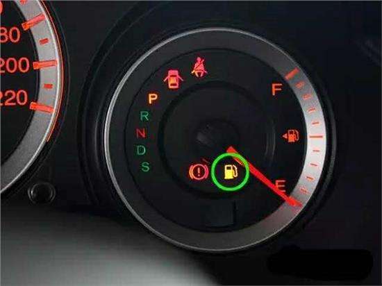 仪表盘上显示的这个故障灯是什么意思