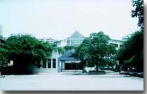 主要产品有:玻璃钢电表箱、锁具、一次性施封锁、防伪铅封、安防器材、金融机具、工具箱、电力器材、安全保护警示、搪瓷牌铝牌、线路故障指示器、防爆脱离器、避雷器,工厂,厂商-利安集团